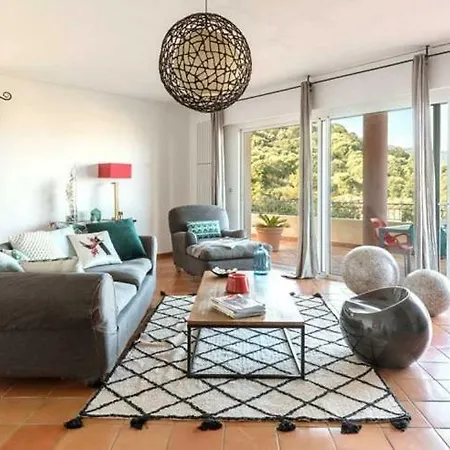 Sleeps 6 Pool Air Con Wifi Villa *